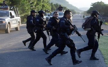 حمله مسلحانه به یک استادیوم فوتبال در مکزیک