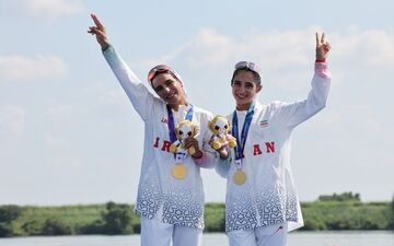 بازی‌های آسیایی ناگویا؛ پیروزی تاریخی سارینا نقش و موفقیت‌های دختران روئینگ