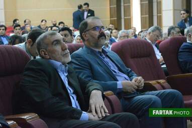 همایش سرایه گذاری مدیریت شهری کرمانشاه در هتل پارسیان 