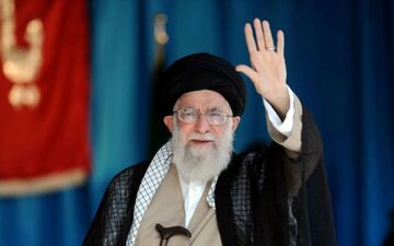  سخنرانی رهبر انقلاب در همایش ده ها هزار نفری بسیجیان