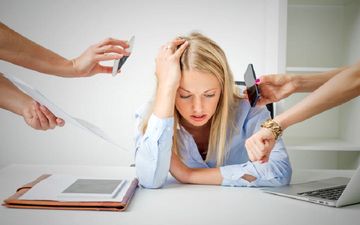 حواس‌پرتی و کاهش تمرکز نشانه‌این بیماری است؟