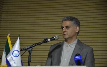 
زمان مدیریت مانند ساعت شنی است با برگرداندن آن زمان خدمت‌گذاری آغاز و پایان می‌یابد/امیدوارم در مسئولیت جدید روسفید باشم