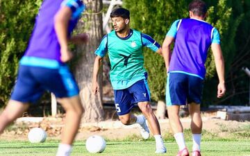  محمد محبی مجوز بازی گرفت
