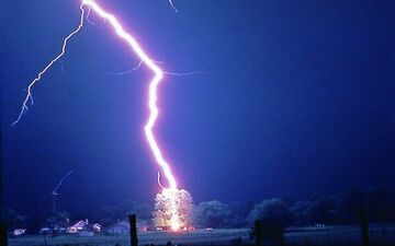 مرگ جوان مهرانی بر اثر صاعقه