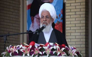 صهیونیست برای ضربه به اسلام، امام حسین (ع) و مهدویت را نشانه گرفته است