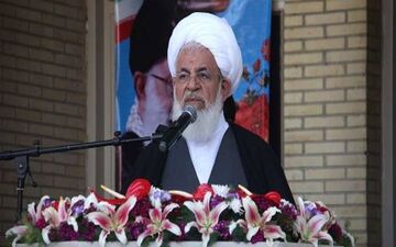 صهیونیست برای ضربه به اسلام، امام حسین (ع) و مهدویت را نشانه گرفته است