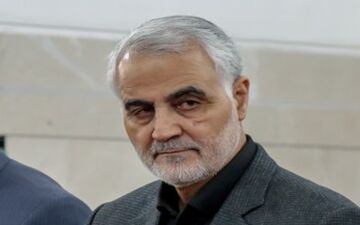 
انتقاد سردار سلیمانی از مدیریت منایع کشور+فیلم