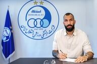 کاپیتان با استقلال تمدید کرد