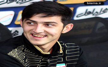 تیپ جالب سردار آزمون در سواحل مالدیو (عکس)