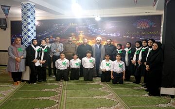 
سرود "سلام فرمانده" کانون استان کرمانشاه در شهر پاوه طنین انداز شد