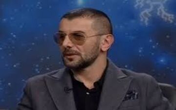 سلفی امین حیایی به همراه پسرش در عید