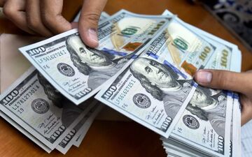 کاهش دوباره ارزش دلار برای سومین روز
