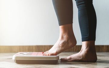 5 افسانه کاهش وزن که نباید آنها را باور کنید
