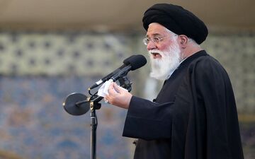 
امام جمعه مشهد: موسیقی را حرام نمی‌دانم/با برگزاری کنسرت در سراسر کشور مخالفم
