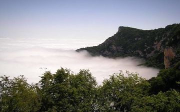 توی تابستون میخوای سفر بری ولی نمیدونی کجا هوا خنکتره؟ بیا تا بهت بگم !|سفرهای تابستانی به خنک ترین مناطق گردشگری ایران
