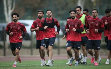 پرسپولیسی ها هم دست به اعتصاب زدند