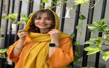 استایل لب دریایی نفیسه روشن کولاک کرد| نفیسه روشن با سوییشرت و شلوار در کنار دریا