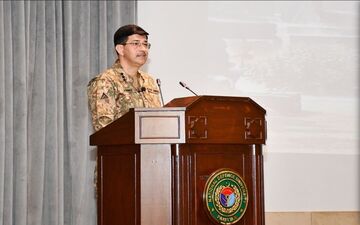 پاکستان بر ضرورت دیپلماسی و تنش‌زدایی در خاورمیانه تأکید کرد