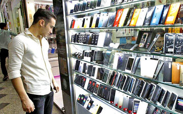 10 موبایل 4 میلیون تومانی بازار امروز 
