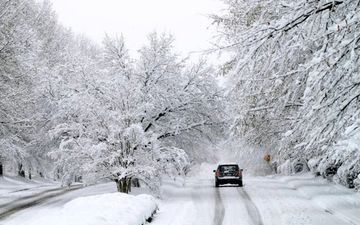 باد و برف و باران در اغلب مناطق کشور