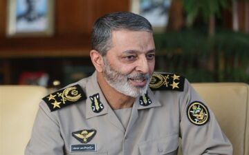 جنگ اقتصادی اخیر از دفاع مقدس سخت تر است