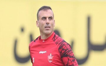کاپیتان میزبان تمرین امروز پرسپولیس شد