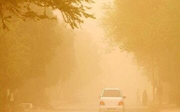 طوفان شدید شهرستان فهرج را تعطیل کرد