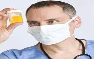 رنگ ادرار چه چیزی درباره سلامتیتان می گوید؟