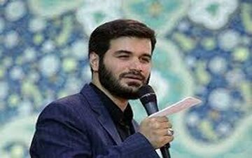 شعرخوانی انتقادی میثم مطیعی در همایش