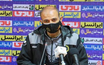 
نویدکیا:از لحاظ نوع بازی دوست ندارم تغییرات زیادی بدهم/ حق استقلال است که صدرنشین باشد
