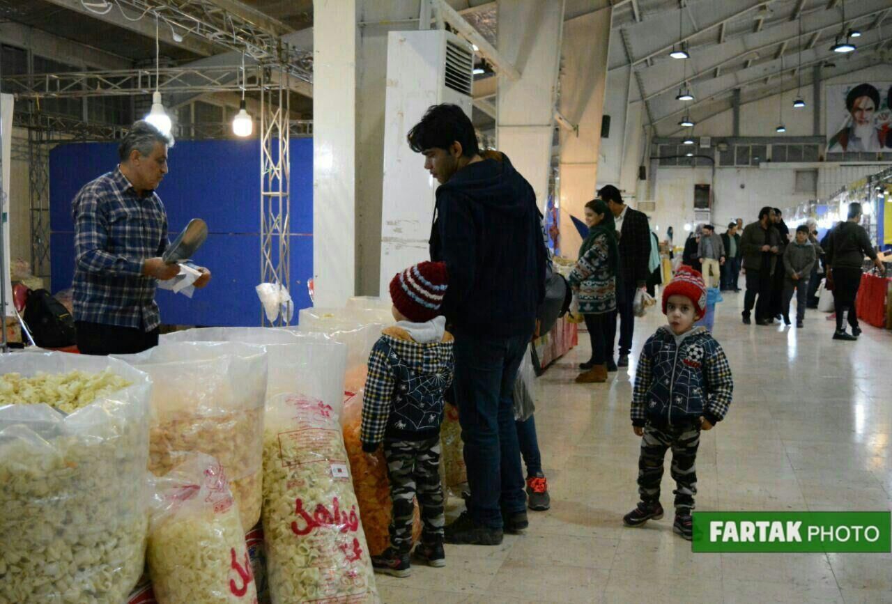 گزارش تصویری / جشنواره اقوام، نمایشگاه سوغات و صنایع دستی در کرمانشاه