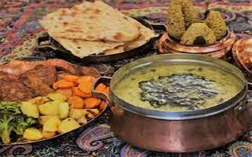 این آش محبوب ترین آش اراکی هاست | طرز تهیه آش ترخینه دوغ !