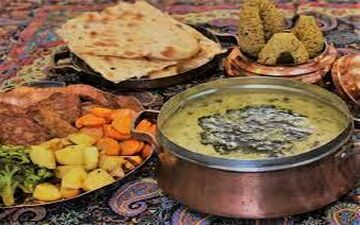 این آش محبوب ترین آش اراکی هاست | طرز تهیه آش ترخینه دوغ !