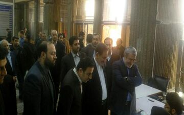 معاون اول رئیس جمهوری رای خود را به صندوق انداخت