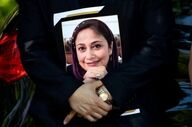 وداع هنرمندان با بهناز نازی؛ پیکر بازیگر سینما و تئاتر در پهنه رودکی بدرقه شد