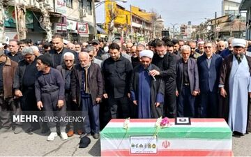وداع احساسی مردم صومعه‌سرا با معلم شهیده؛ پیکر مطهر در آرامش دوگور جای گرفت