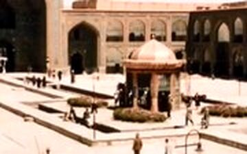  اولین فیلم رنگی از حرم امام رضا(ع) در سال ۱۳۱۸ 