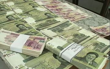 تغییر جهت نقدینگی و ادغام بانک های نظامی در دستور کار است