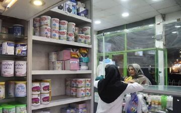 کمبود شیرخشک در کرمانشاه نداریم/ ذخیره ۵۸ هزار قوطی در انبارهای استان