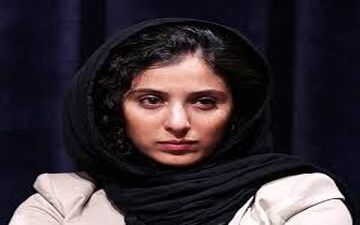 تیپ و ژست جالب آناهیتا افشار در یک مراسم