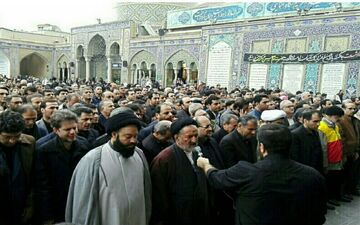  پیکر مرحوم نوربخش در حرم عبدالعظیم(ع) به خاک سپرده شد