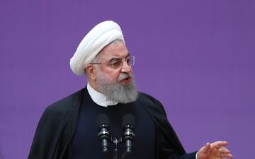 معلم از مرزهای فرهنگ و اخلاق کشور محافظت می کند