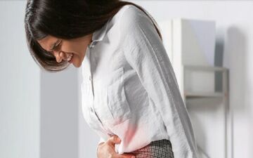گرفتگی عضلات شکم در زنان به چه علت است؟

