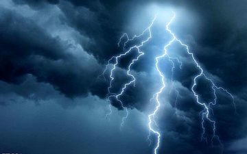 مرگ یک کوهنور در اثر برخورد صاعقه در شمشک