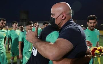 نظارت منصوریان بر تمرینات صنعت نفت