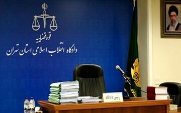 قضات سابق؛ وکلای وارد کنندگان تلفن همراه با ارز دولتی شدند