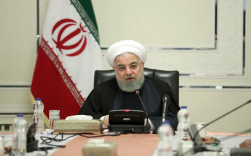 روحانی: مسئولان هشدار لازم به مردم را بدهند/از برگزاری تجمع‌ها ممانعت شود
