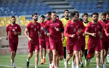 ۲ بازیکن پرسپولیس درخواست جدایی کردند!/ واکنش گل محمدی/ ۲۴ ساعت صبر کنید