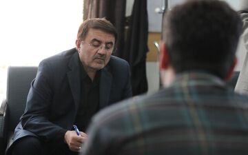
استاندار کرمانشاه: 173 هزار نامه کرمانشاهیان به رییس‌جمهور به دستگاه‌های اجرایی ارجاع شده است