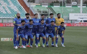 پرسپولیس و سپاهان کار استقلال را خراب کردند